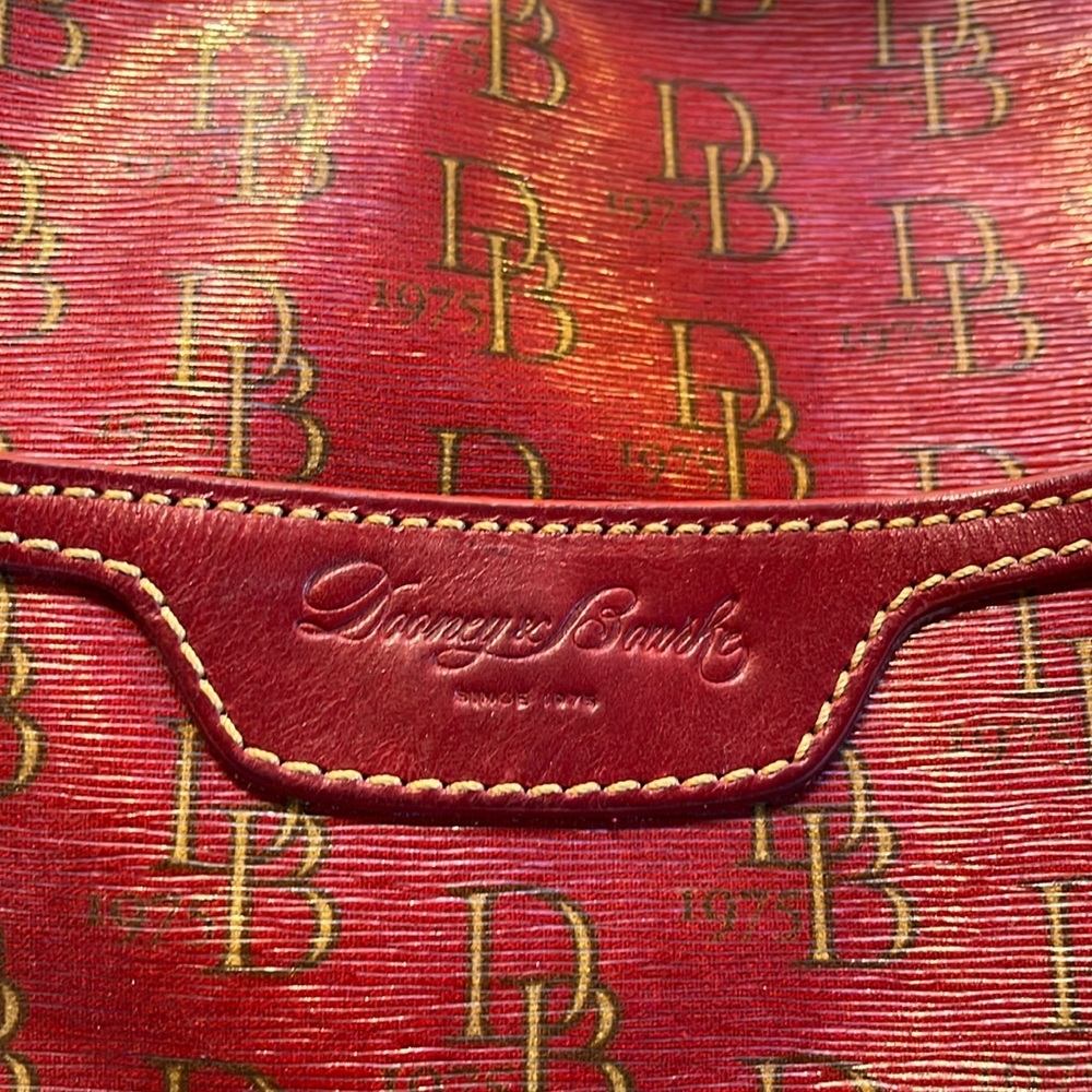 Dooney & Bourke Limited Edition 1975 Red /Burgundy Dillen Belvedere Hobo Bag - Picture 2 of 13